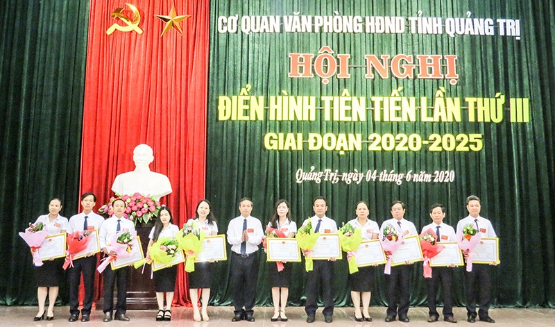 Văn phòng HĐND tỉnh nỗ lực vươn lên, hoàn thành nhiệm vụ được giao