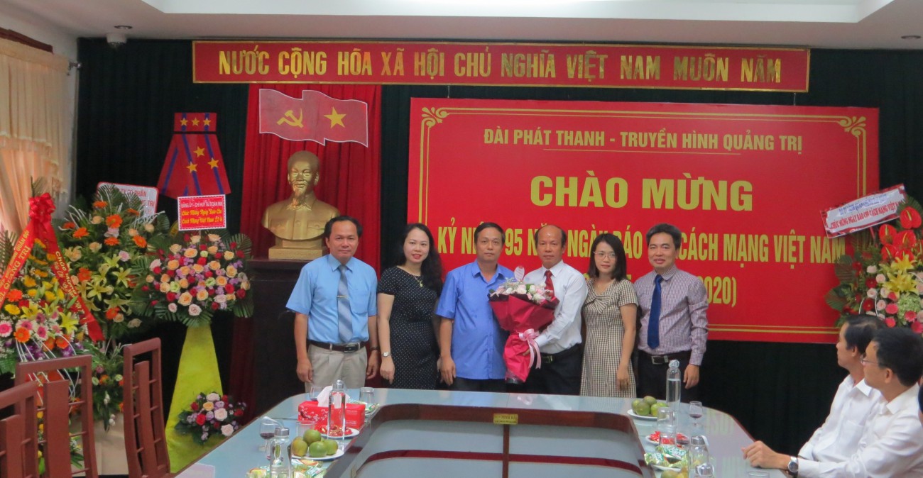 Thường trực HĐND tỉnh Quảng Trị thăm và chúc mừng cơ quan báo chí trên địa bàn tỉnh