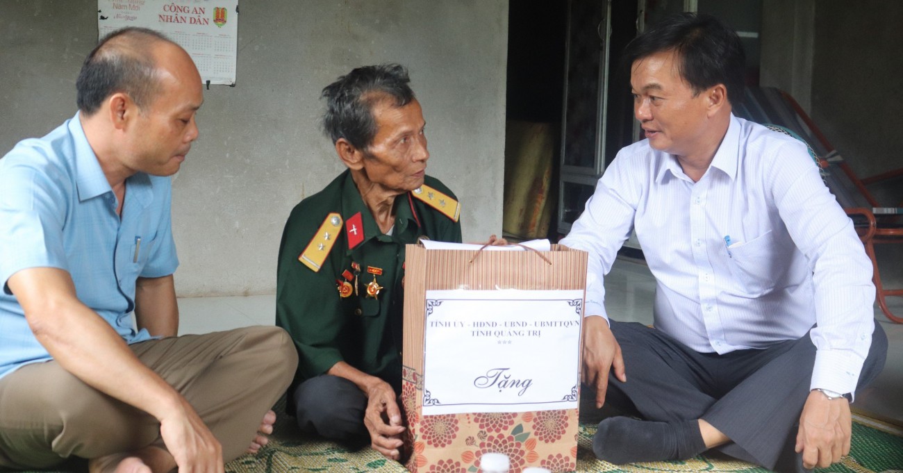 anh pct tham tai xa dakrong